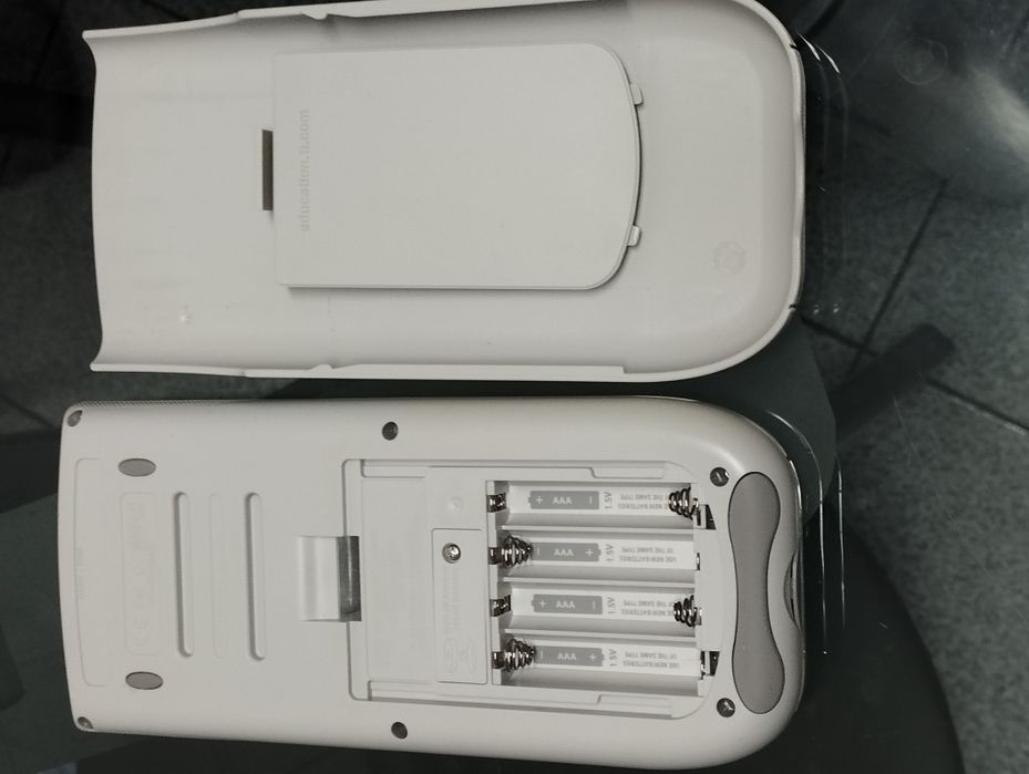 Calculadora Gráfica Texas Instruments Ti-84 plus