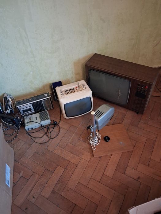 Dawna  elektronika