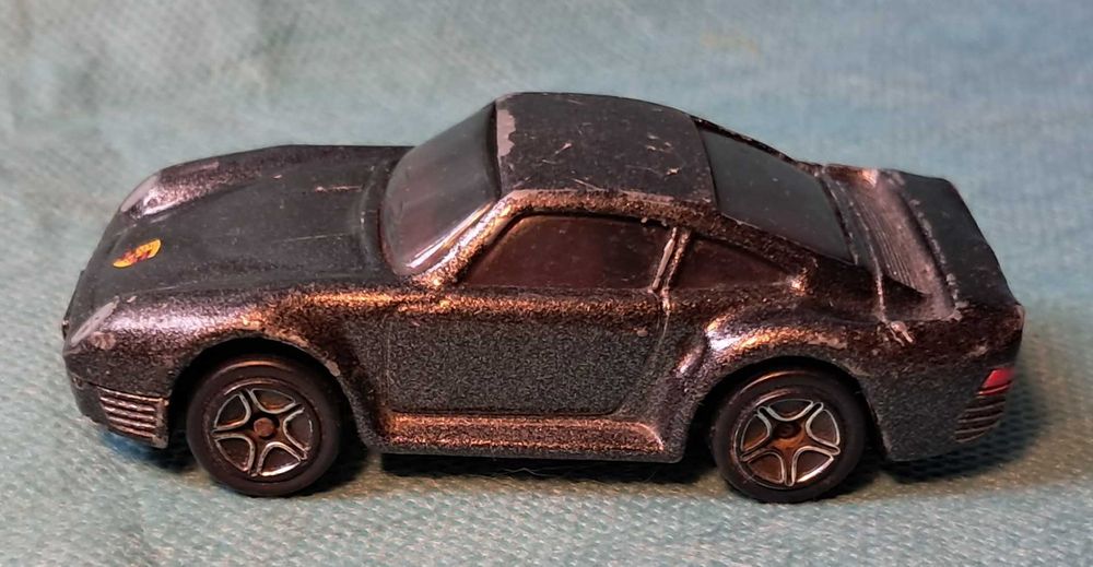 Autko, resorak Matchbox - Porsche 959 z 1999