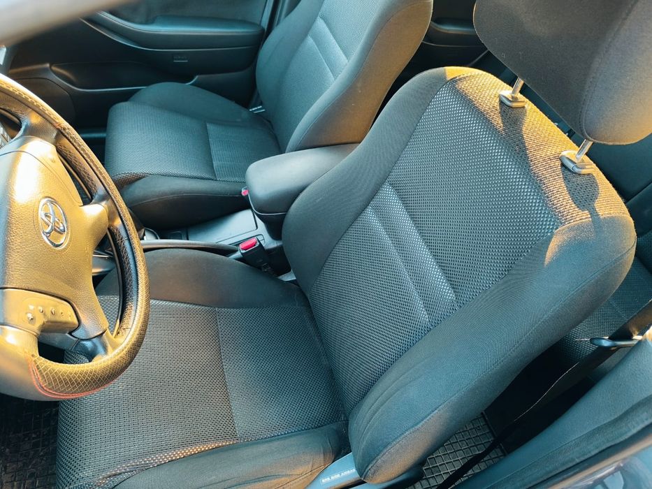 Toyota Avensis bardzk dobry stan sprawna klimatyzacja