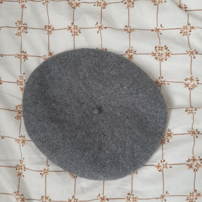 szary wełniany beret 100% wełna
