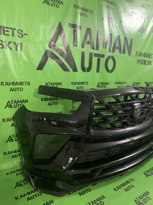 Рестайлинговый бампер на Инфинити qx80 2018-