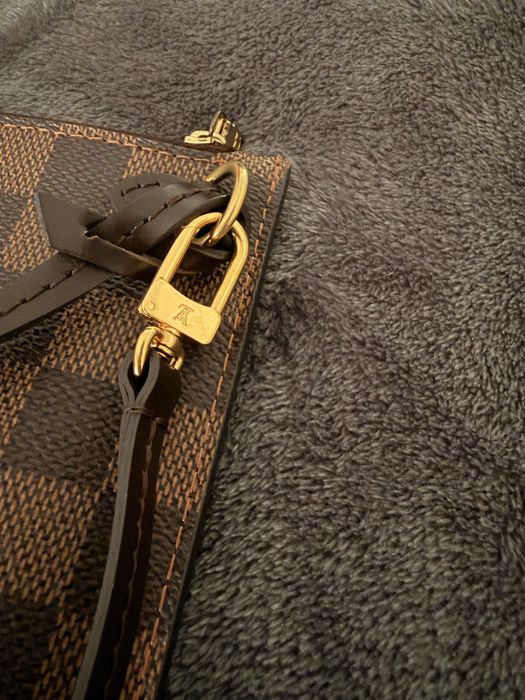 Pochete Neverfull M