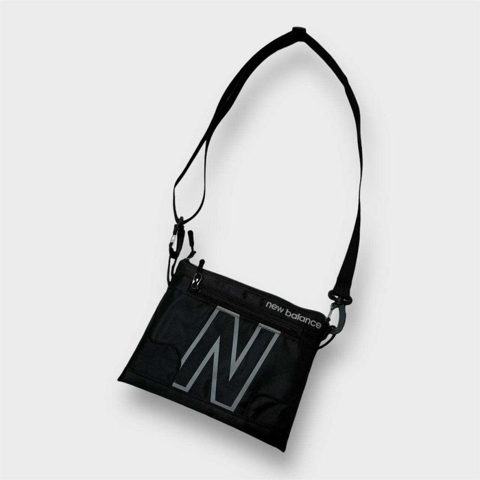 Сумка, барсетка, бананка New Balance Legacy Shoulder Bag