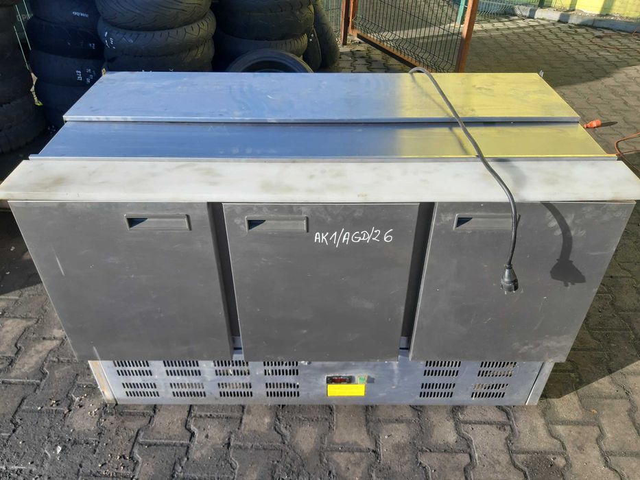 Stół Chłodniczy 3 Drzwiowy Sałatkowy 842139 Stalgast Pwe0001