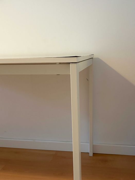 Mesa VIHALS  125 x 74 - Ikea