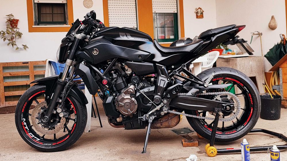 Autocolantes para mt07