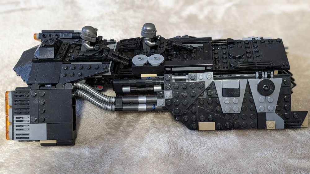 LEGOLEGOКонструктор LEGO Star Wars Оніксовий попіл 1325 елементів
Конс