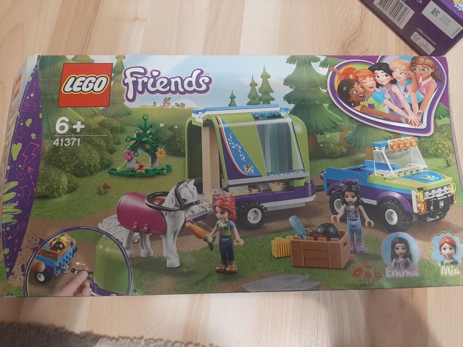 LEGO Friends, Przyczepa dla konia Mii, 41371, 6+