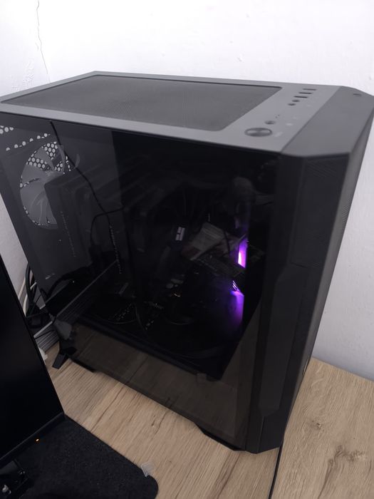 Caixa MSI MAG FORGE M100R – Vidro Temperado | ARGB | USB 3.2