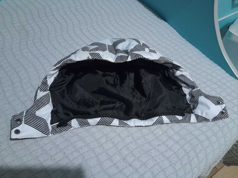 Капюшон фирмы She is Amazing