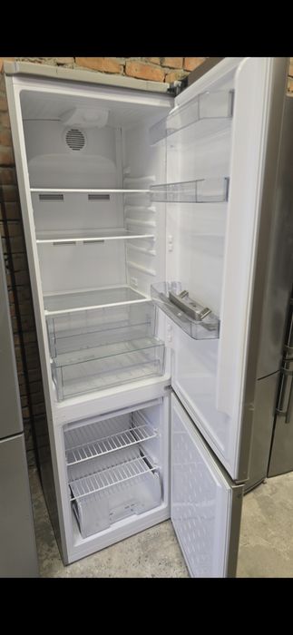 Продам двокамерний холодильник Beko суха заморозка 2 м висота