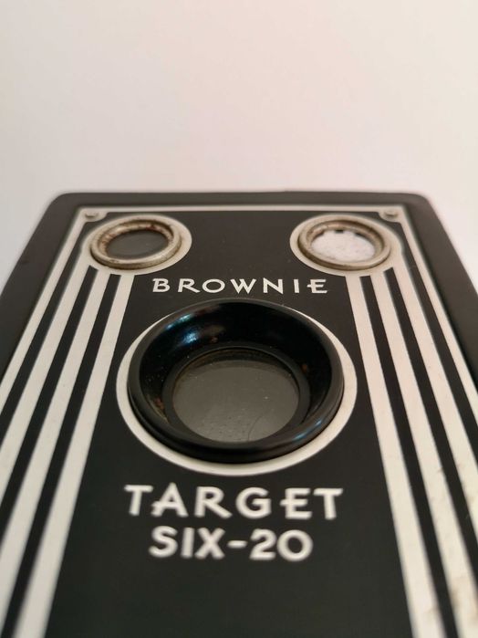 Câmara fotográfica de caixa Kodak Brownie Target Six-20, vintage