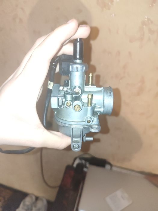 Карбюратор со курьера Хонда Дио аеф 34