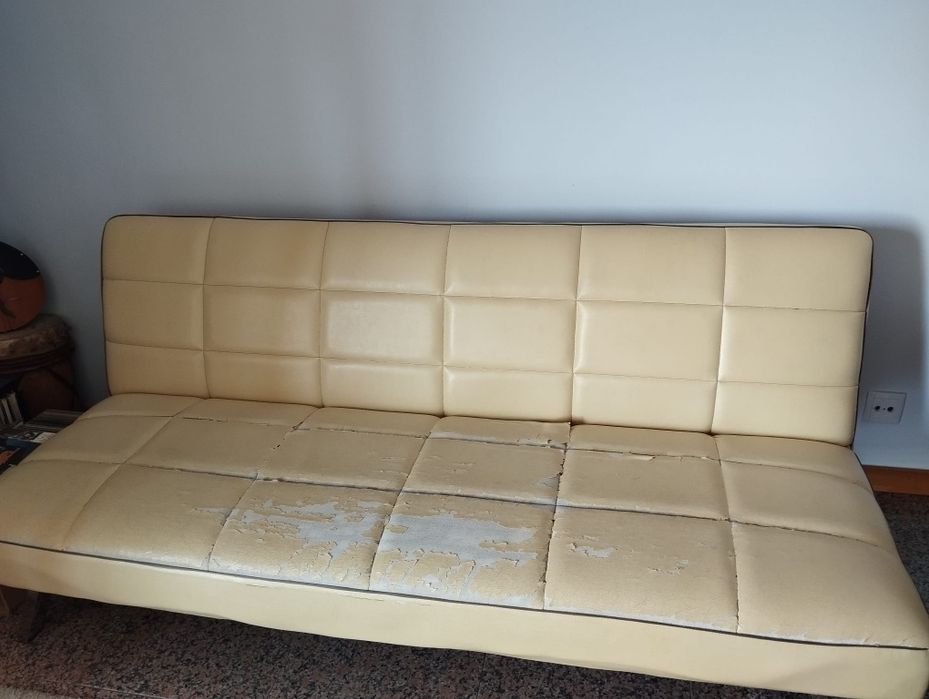 Sofá click clack usado