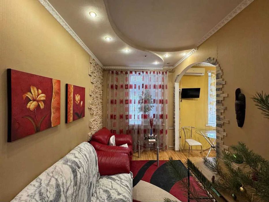 Продам 3к. квартиру по вул. Сергія Нігояна пр. 42