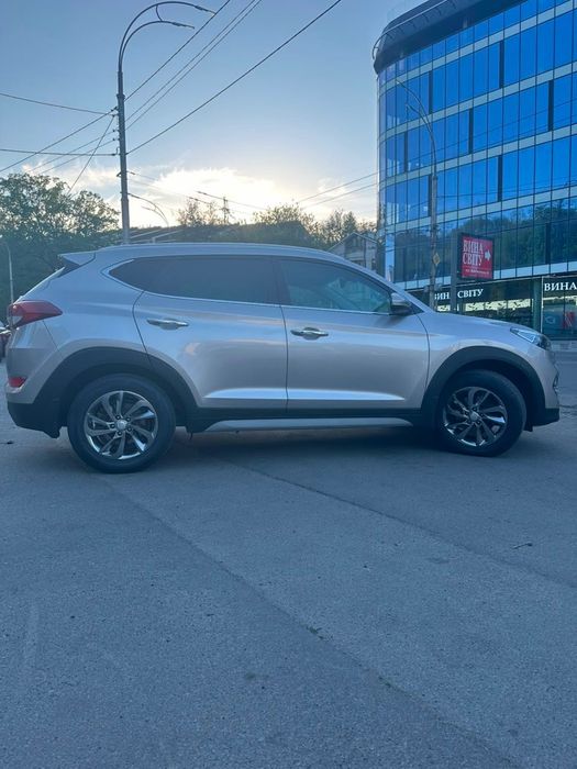 Продам свій Hyundai TUCSON 2018 року