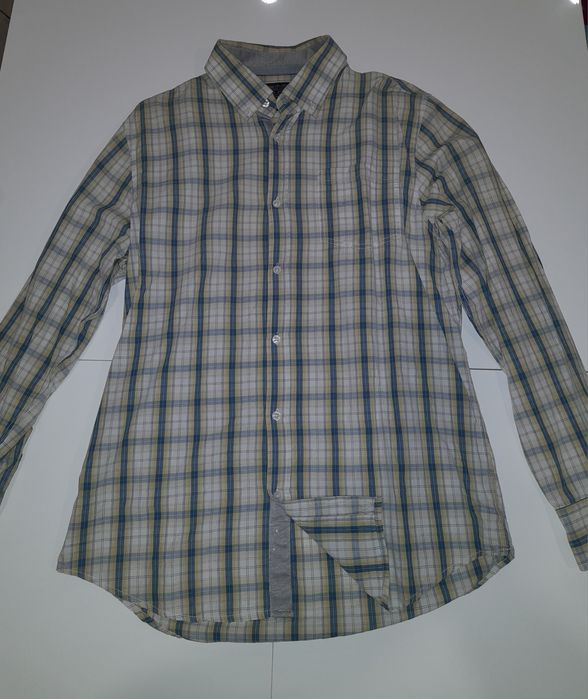 Conjunto camisas e calças
