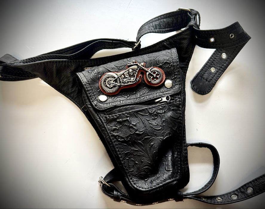 Skórzana saszetka nerka  na udo noge do pasa