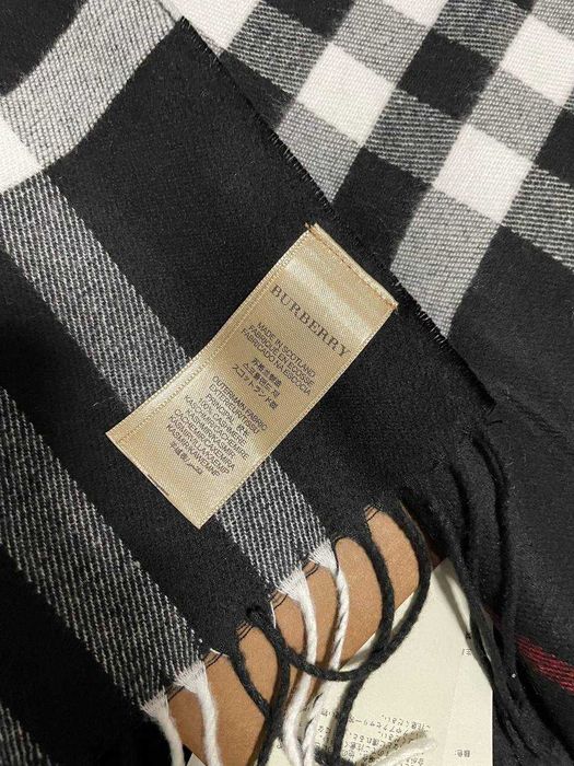 Шарф Burberry чорний