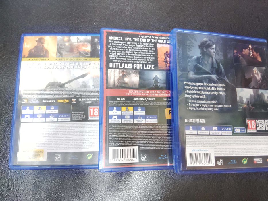 Zestaw 3 gier PS4 cod ww2, red dead, the last 2