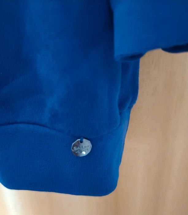 Camisola em tons de Azul, Costas padrão diferenciado, Mangas 3/4: Novo