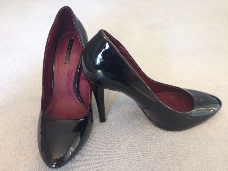 Szpilki klasyczne czarne Zara