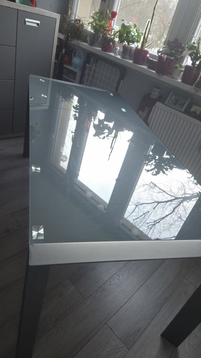 Stół rozkładany stalowo  szklany