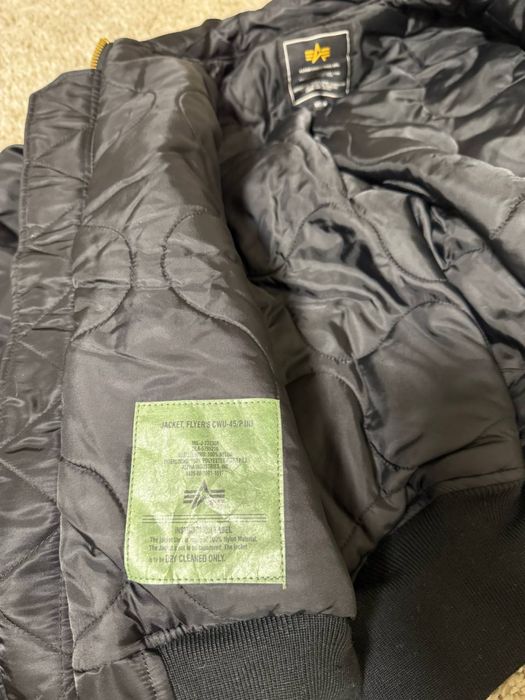 Бомбер alpha industries cwu 45