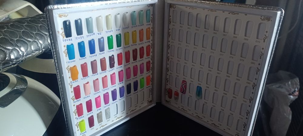 Livro mostruário de modelos Unhas gel