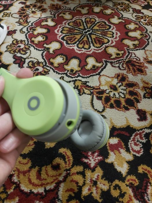 Sprzedam nauszne sluchawki