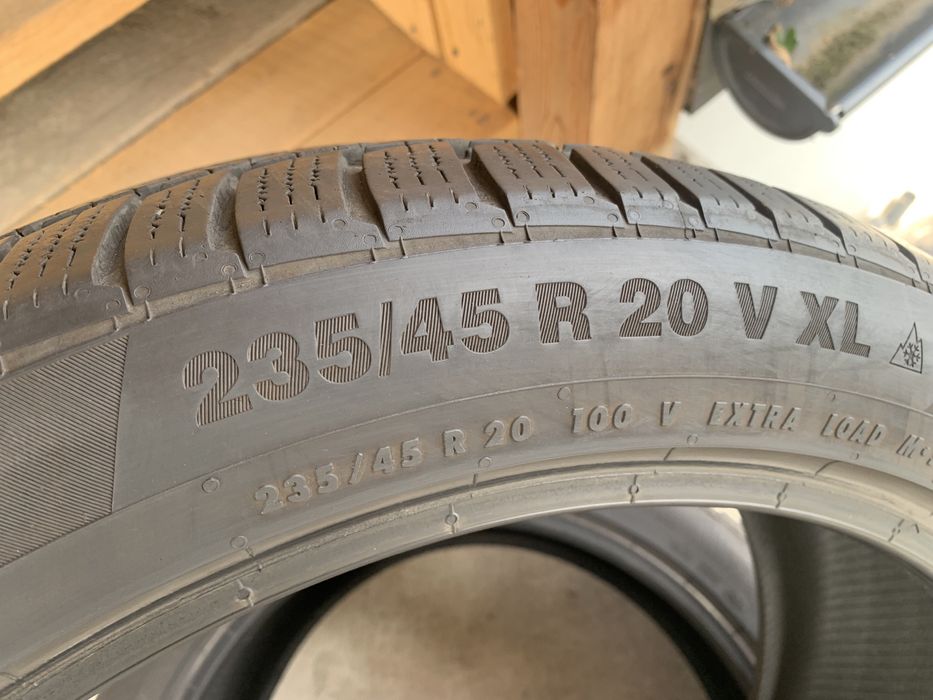 235/45/20 100V Continental WINTER CONTACT TS850T