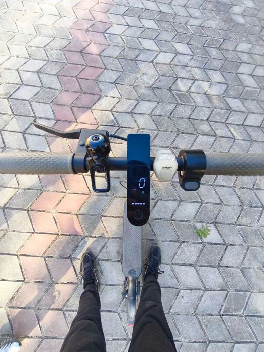 Електросамока Xiaomi Mi Electric Scooter 1S