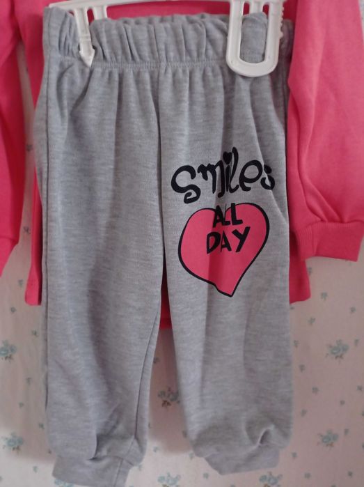 Модны костюм для девочки(новый)