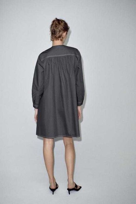Коротка сіра сукня Zara