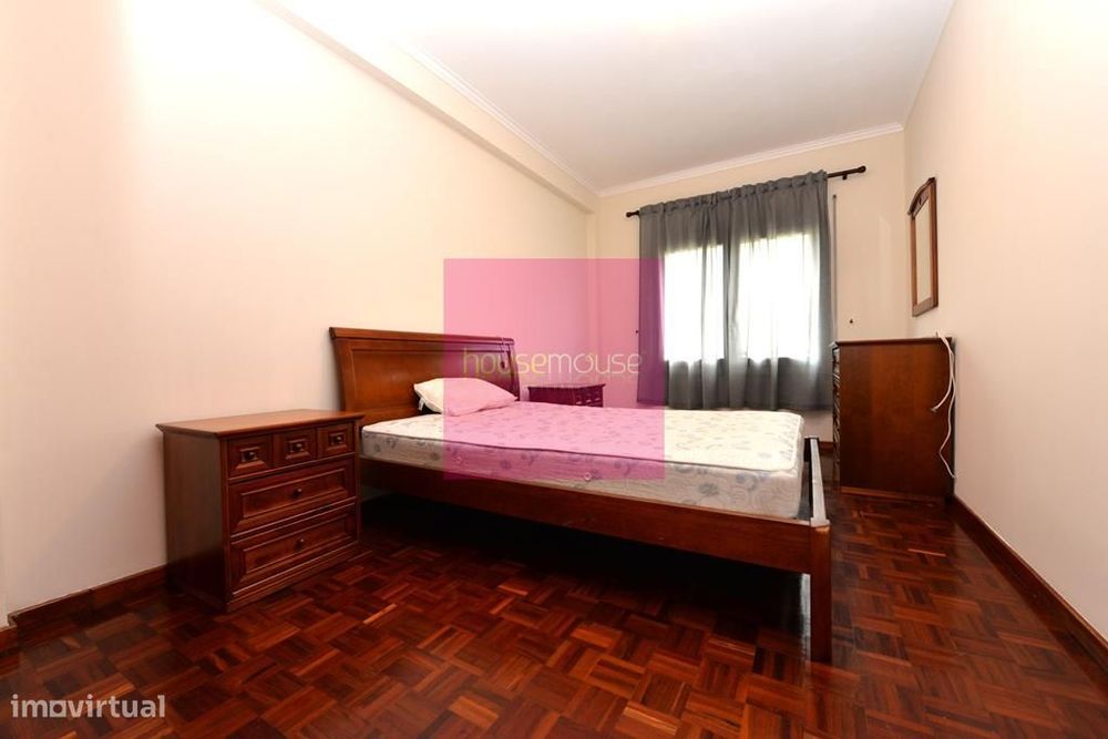 Apartamento T 2 Mais 1 Mobilado