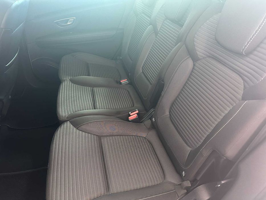 Renault Grand Scenic 2019 7 місць