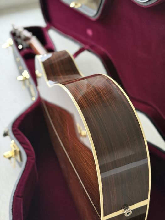 Martin OMJM 20 Anniversary