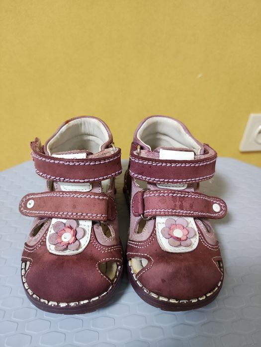 Босоніжки дитячі 20 розмір