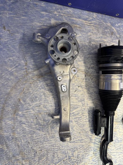 Mercedes. Цапфа, стійка, ричаг 296,297,295