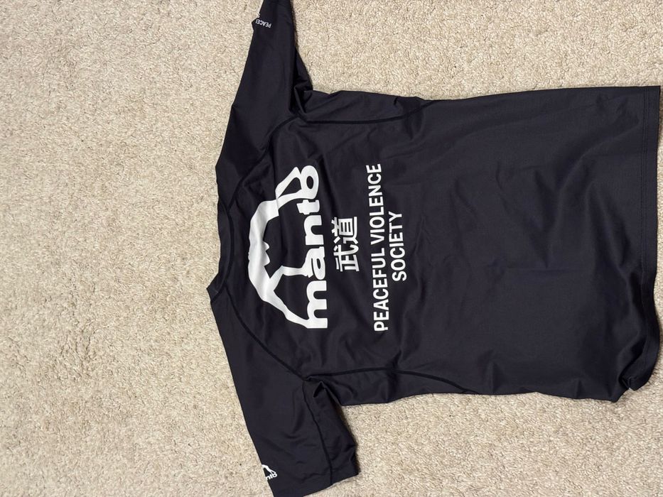 Продається Рашгард Manto "Peaceful Violence Society"
