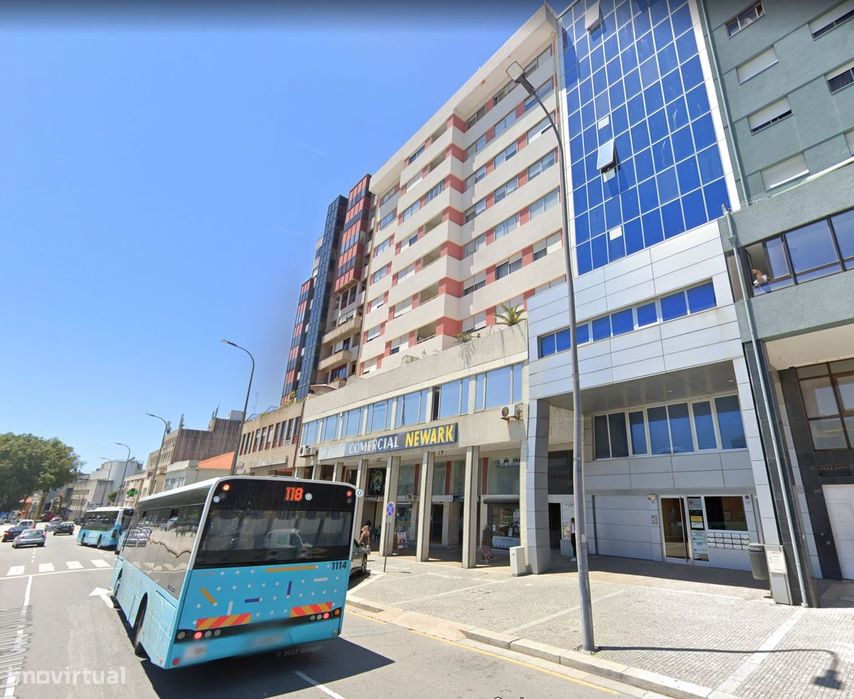 Disponível Loja 59 no Centro de Matosinhos