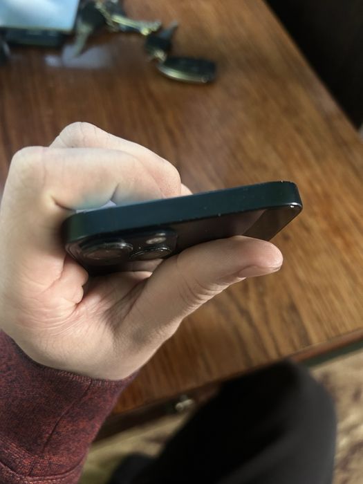 iPhone 13 r-sim 128gb