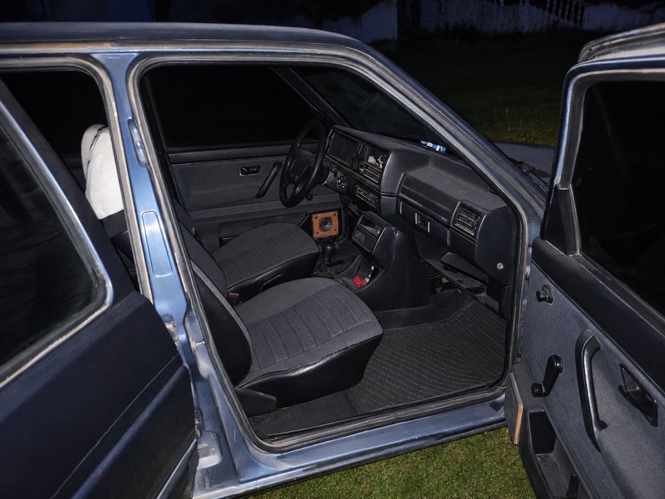 Volkswagen Jetta 2