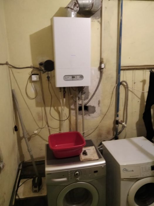 Продам дом недалеко от города, большой участок