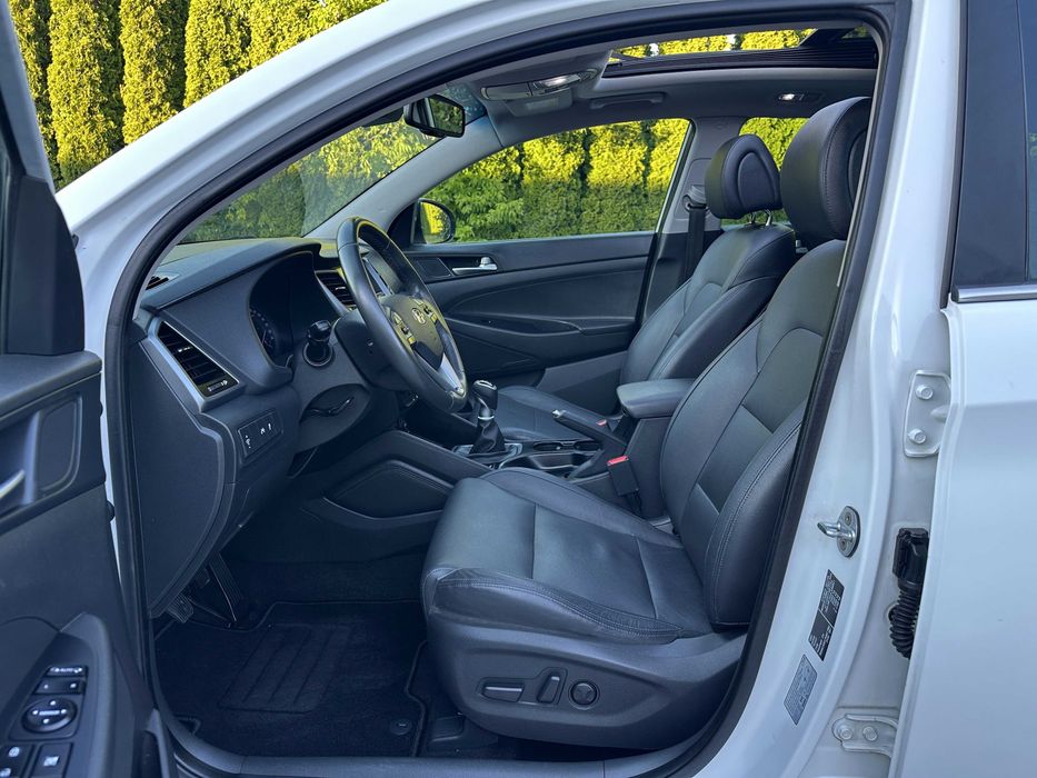HYUNDAI TUCSON 1.7 CRDI FULL BiXenon LED Skóra Kamera Panorama Keyless
