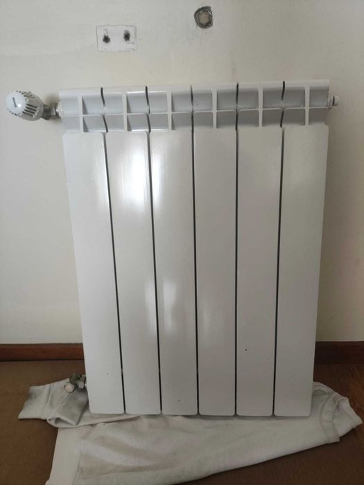 Conjunto de 8 Radiadores de Aquecimento Central (vários tamanhos)