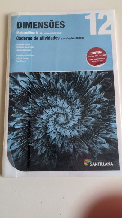 Livros escolares para preparação de exames