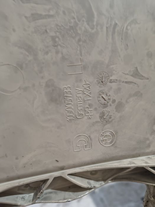 Tunel środkowy podłokietnik BMW X1 e84 cupholder schowek popielniczka