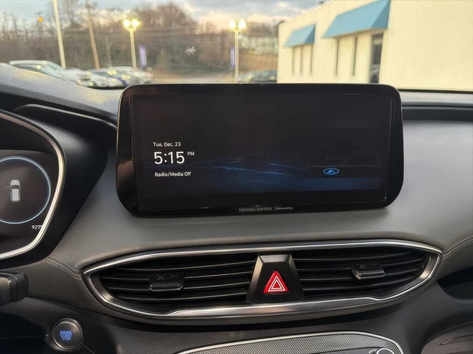 Hyundai Santa Fe Limited      2021